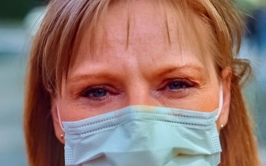 Кількість хворих на коронавірус в Україні 28 серпня продовжує швидко рости