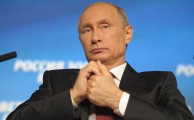 У Росії назвали людей, які публічно витирають ноги об Путіна