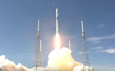 Маск запускает в космос новые уникальные спутники - прямая трансляция рекордного полета ракеты Falcon 9