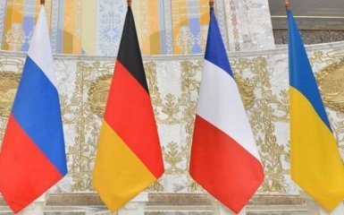 Макрон і Меркель готові до зустрічі в нормандському форматі, зволікає тільки Путін