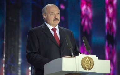 Треба на колінах стояти: Лукашенко зважився на сміливе рішення
