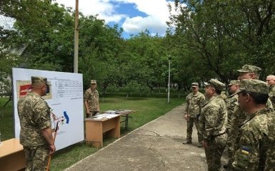 Украинского военного поймали на махинациях: у Порошенко раскрыли детали