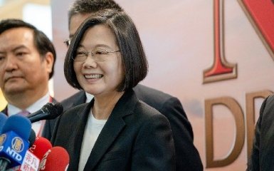 Глава Тайваню висловила готовність протидіяти планам щодо возз'єднання з Китаєм