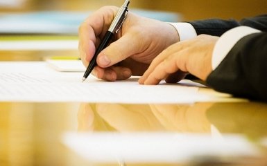 Порошенко ввел в действие важный документ по обороне Украины