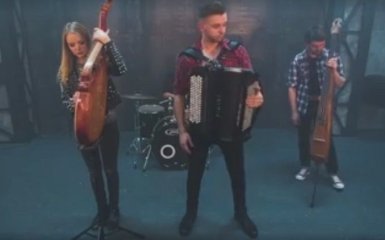 Легендарний рок-хіт Nirvana на бандурі став хітом мережі: з'явилося відео