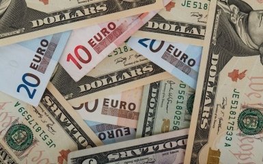 Курс валют на сьогодні 17 лютого: долар не змінився, евро не змінився
