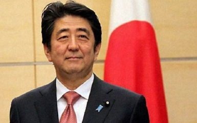 Япония применит более решительную политику в отношении КНДР, - премьер-министр