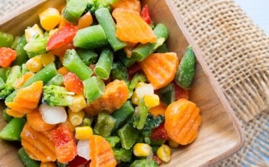 Як заморожувати фрукти, ягоди та овочі – прості способи та корисні поради