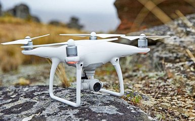 Представлен квадрокоптер с возможностью автоматического огибания препятствий: опубликовано видео