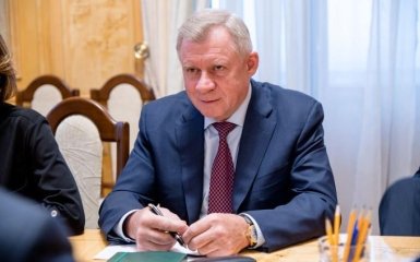 Он обречен на поражение: Рада уволила главу НБУ Якова Смолия