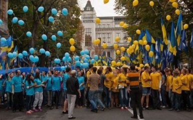 За 2017 рік населення України істотно скоротилося - Держстат