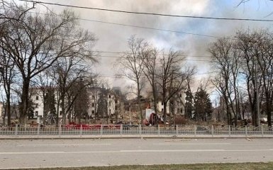 ООН официально обвинила РФ в атаке на Драмтеатр Мариуполя и краматорский вокзал