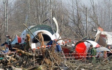 Смоленская трагедия: польские эксперты установили, что самолет развалился в воздухе