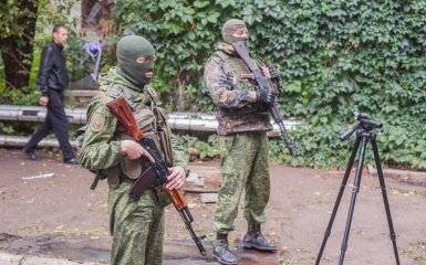 Двоє солдатів Путіна отримали нагороди за війну на Донбасі: опубліковані фото
