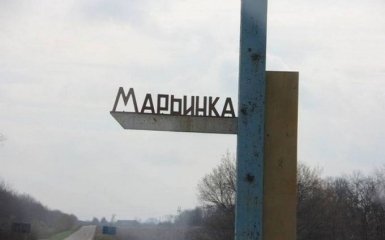 Бойовики ДНР обстріляли приватний сектор Мар'їнки з мінометів, постраждали мирні жителі