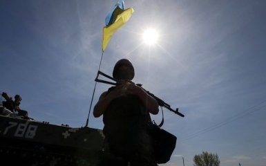 Обострение на Донбассе: более полусотни обстрелов, 10 украинских бойцов ранены