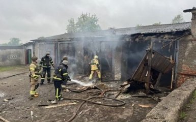 Через обстріли росіянами Куп'янська у місті спалахнули пожежі