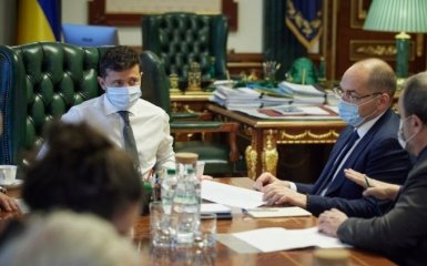 Зеленський визнав, що боявся "обезглавлювати" МОЗ у пандемію