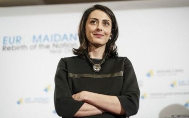 Деканоидзе показала трогательное фото со взрослым сыном