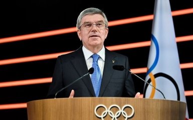Президент МОК добивається нових послаблень для російських та білоруських спортсменів