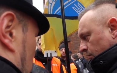 У Латвії українців з "Азова" не пустили на Марш легіонерів: опубліковано відео