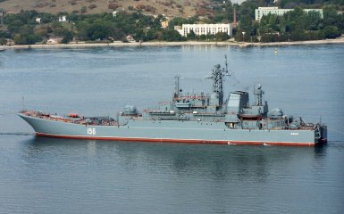 Корабль армії РФ "Ямал"