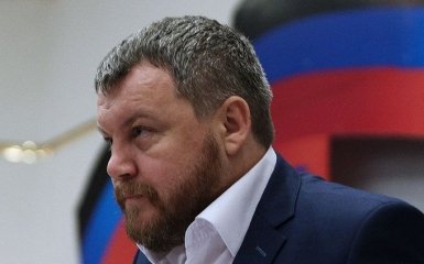 Анекдот года: одному из главарей "ДНР" не дали паспорт фейковой "республики"
