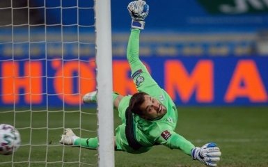 Бущан рискует пропустить важные матчи сборной после ярких сейвов на Евро-2020