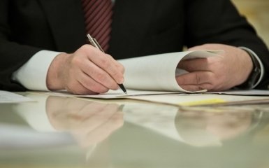 Порошенко утвердил сроки призыва и увольнения в запас на 2016 год
