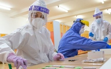 Количество больных коронавирусом в Украине 22 ноября значительно возросло
