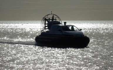 Угорські прикордонники отримали судно-амфібію для ловлі контрабандистів на кордоні з Україною