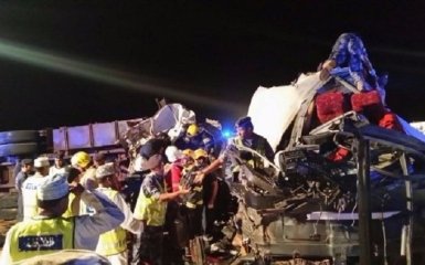 В Омане произошло крупное ДТП: есть жертвы