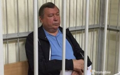 Аваков отреагировал на выход под залог экс-чиновника Януковича