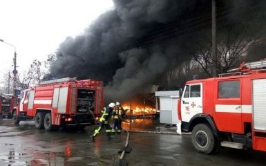 Пожежа в районі "Даринку": з'явилися нові фото, відео і трагічна новина