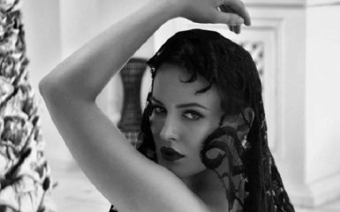 "Це тіло богині": Даша Астаф’єва приголомшила фанатів пікантними світлинами