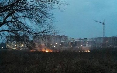 Под Киевом снова загорелся торфяник: опубликованы фото