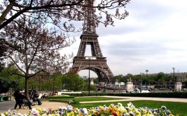 Принцессу Саудовской Аравии обворовали на миллион евро в центре Парижа