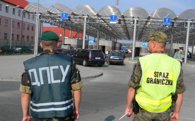 Безвіз для України: Польща анонсує зростання відмов на в'їзд