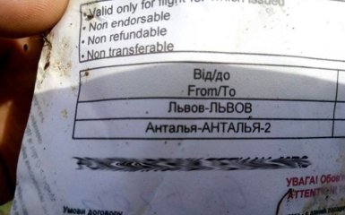 Вантажівку зі львівським сміттям перехопили на Житомирщині: опубліковані фото