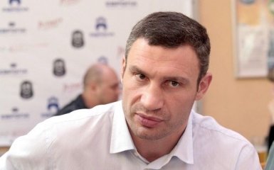 Щигля дам: Кличко грубо відповів активісту на виклик до суду, опубліковано відео