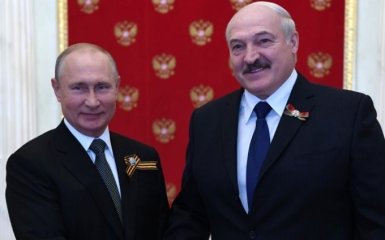 Люди просто бояться - Лукашенко вирішив повторити за Путіним у Білорусі