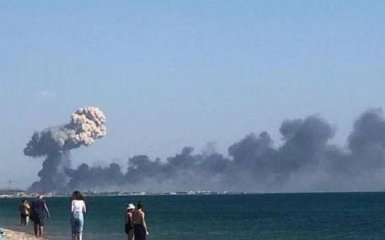 У Криму пролунали вибухи. Рух по Кримському мосту зупинено