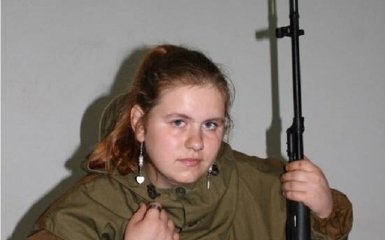 Среди аккредитованых в ДНР журналистов нашли девушку-боевика