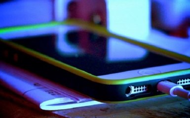 Люди начали массово жаловаться на новый iPhone 12 mini