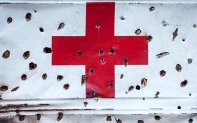 Россияне обстреляли "скорую" в Бериславе. Пострадали фельдшеры