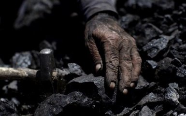 У Гройсмана зробили важливу заяву щодо вугілля з окупованого Донбасу