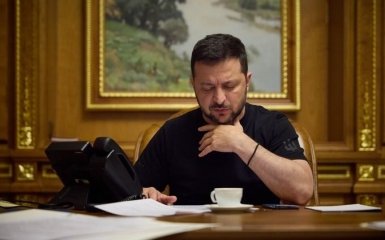 Зеленский обсудил с Эрдоганом возобновление зерновой сделки