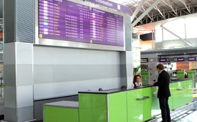 Теперь украинцы будут тратить меньше времени на паспортном контроле
