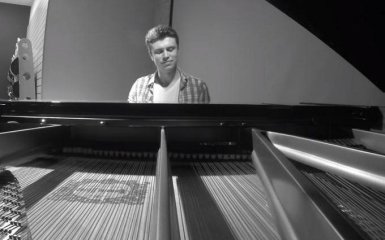 Український композитор зворушив кавером на пісню Джамали: опубліковано відео
