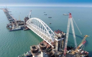 В Украине рассказали, что может остановить строительство Керченского моста в Крым